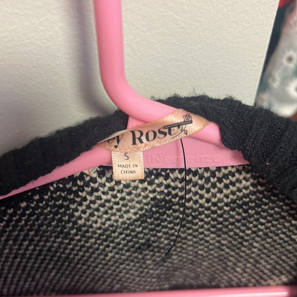 Flower Sweater - image 2